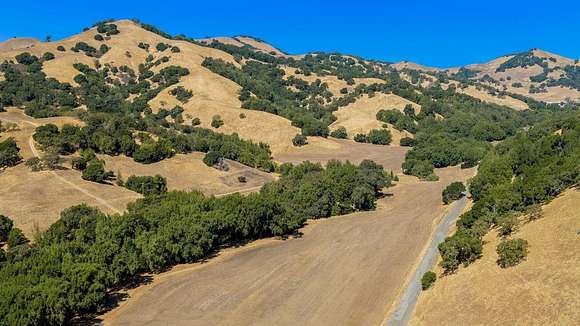 466 Acres of Land for Sale in Novato, California