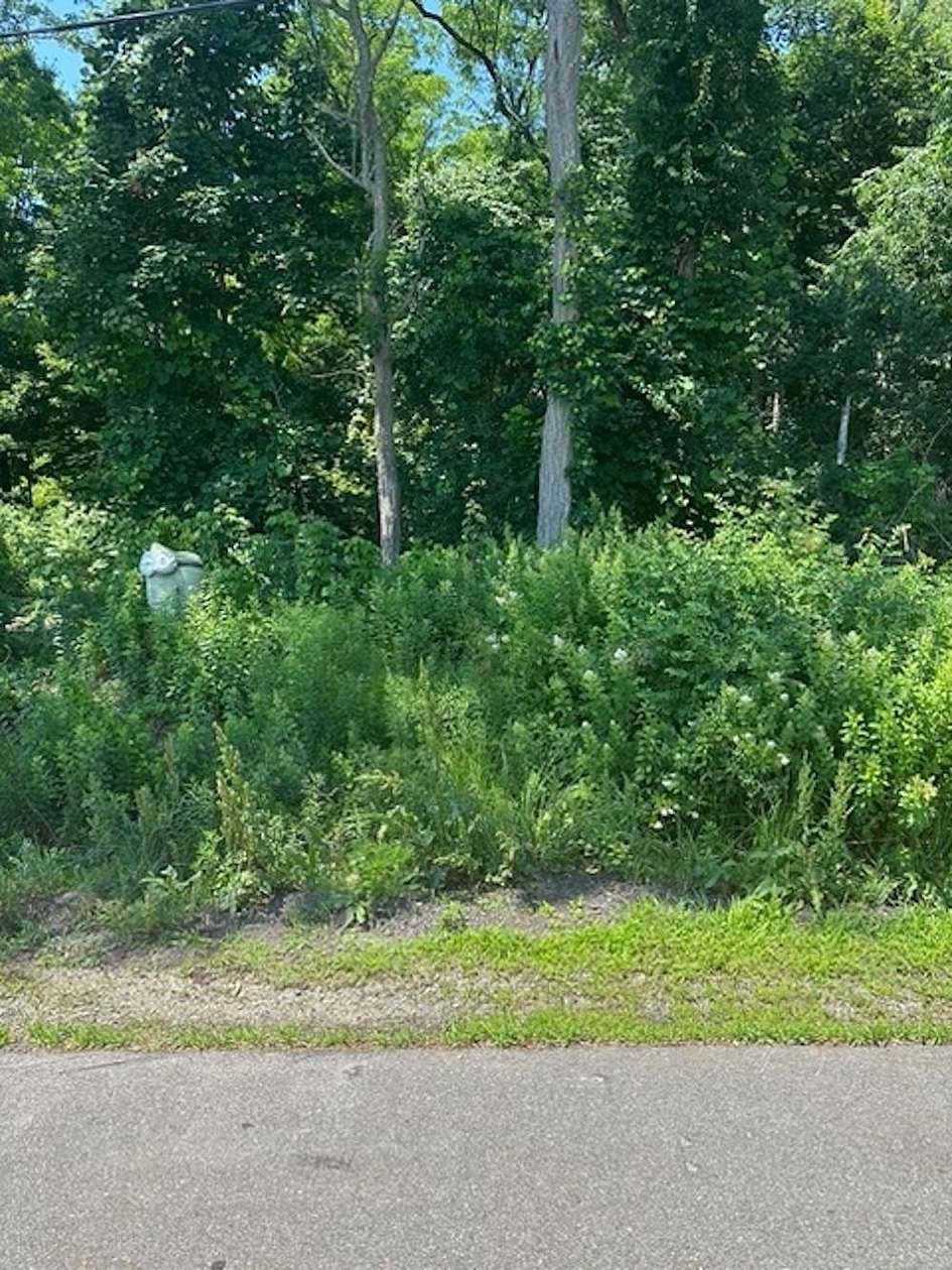 2.53 Acres of Residential Land for Sale in Plaistow, New Hampshire