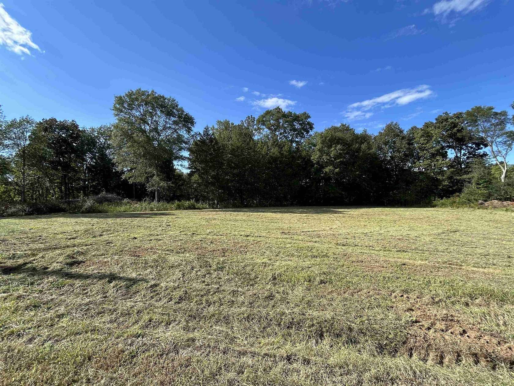 5.78 Acres of Residential Land for Sale in Savannah, Tennessee