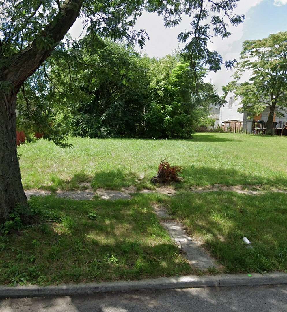 0.64 Acres of Residential Land for Sale in Chicago, Illinois