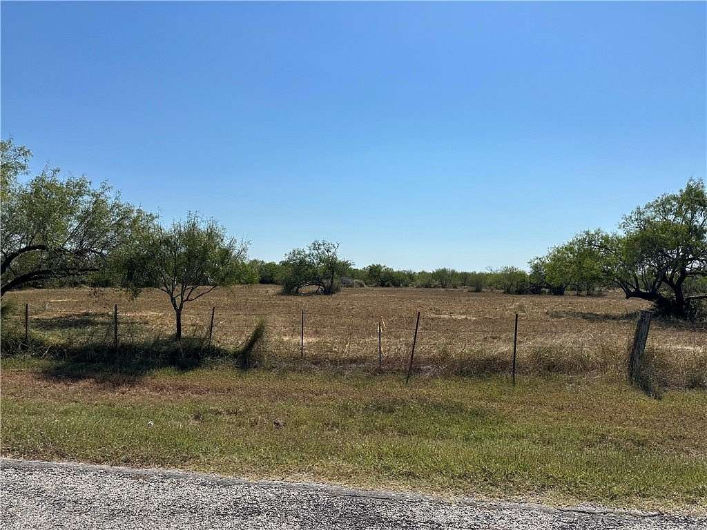 5 Acres of Residential Land for Sale in Woodsboro, Texas