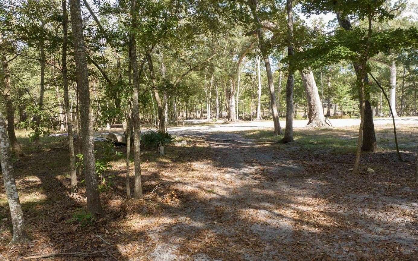 0.67 Acres of Residential Land for Sale in Branford, Florida