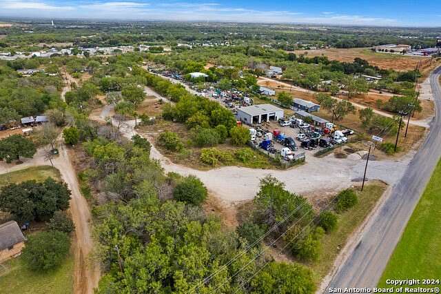 1 Acre of Mixed-Use Land for Sale in Atascosa, Texas