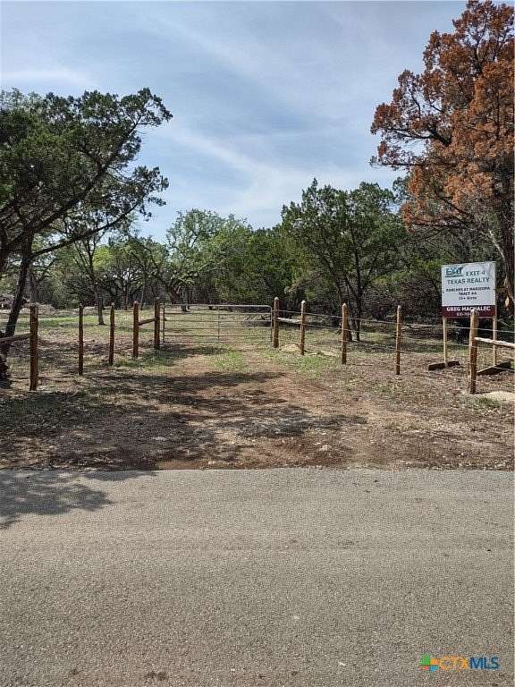 15.738 Acres of Land for Sale in Canyon Lake, Texas