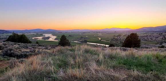 20.1 Acres of Recreational Land for Sale in Klamath Falls, Oregon