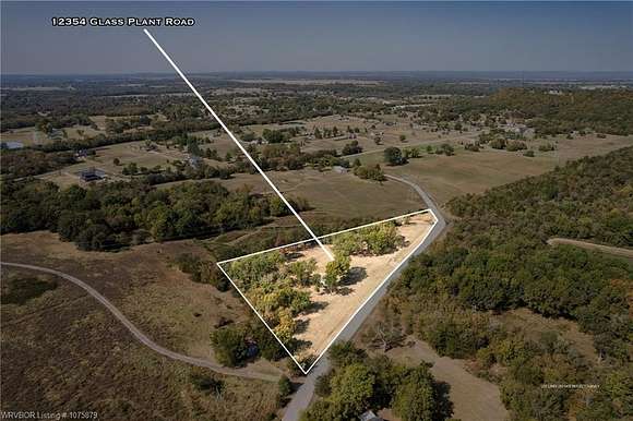 3.6 Acres of Mixed-Use Land for Sale in Fort Smith, Arkansas