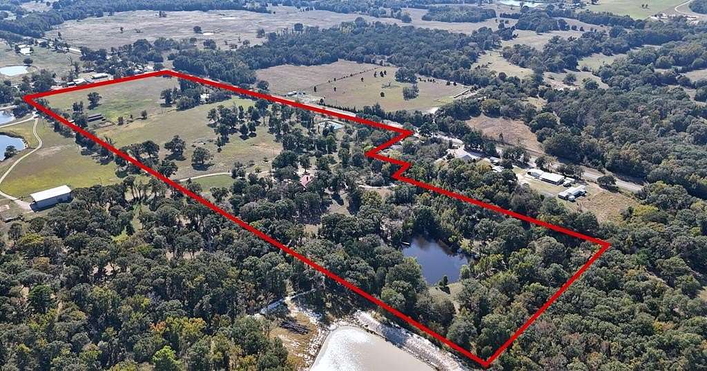 44.66 Acres of Agricultural Land with Home for Sale in Athens, Texas