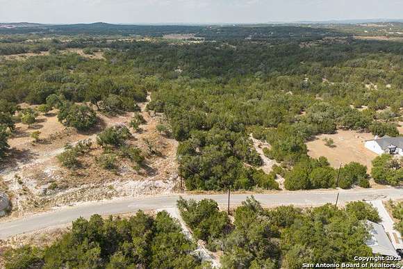 1.1 Acres of Residential Land for Sale in Canyon Lake, Texas