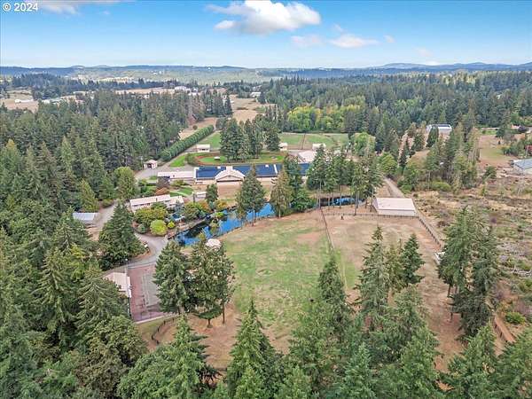 21.2 Acres of Land with Home for Sale in Oregon City, Oregon