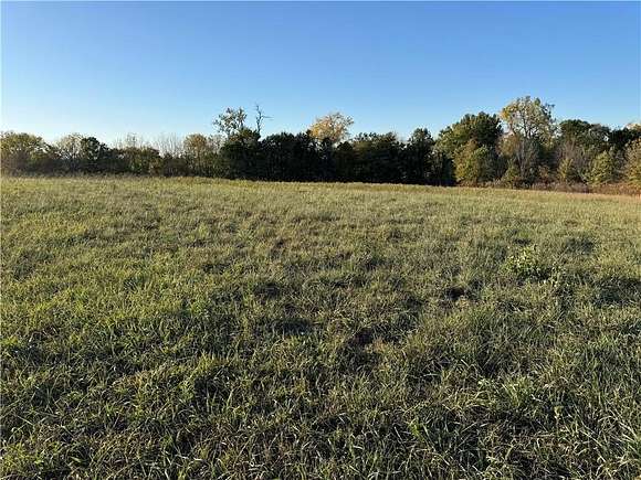 5.02 Acres of Residential Land for Sale in Lathrop, Missouri