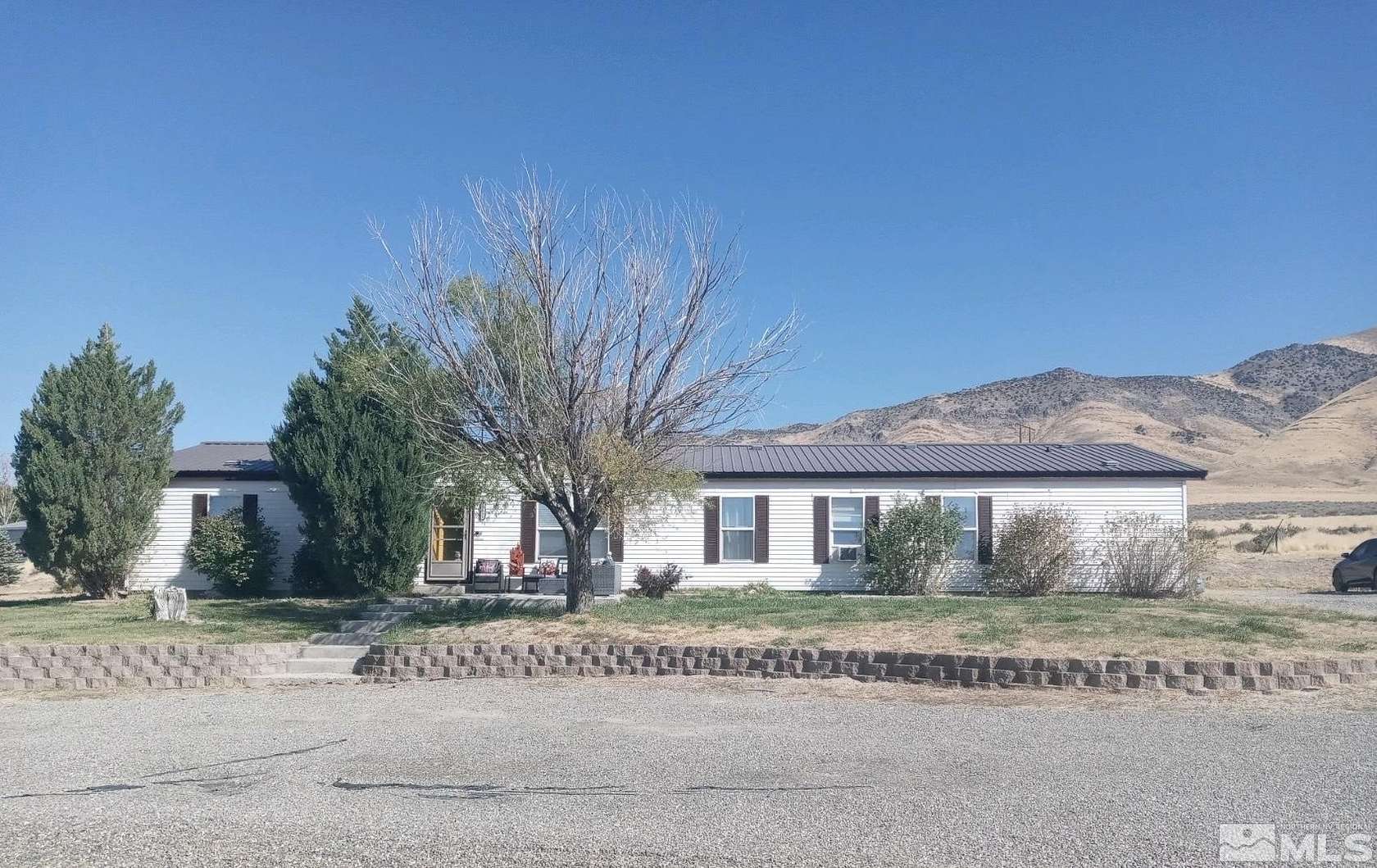 2.5 Acres of Residential Land with Home for Sale in Winnemucca, Nevada