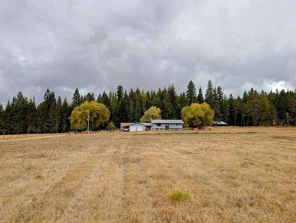 30 Acres of Agricultural Land with Home for Sale in Clayton, Washington