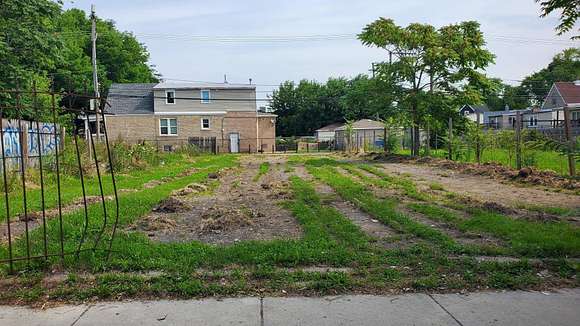 0.072 Acres of Commercial Land for Sale in Chicago, Illinois