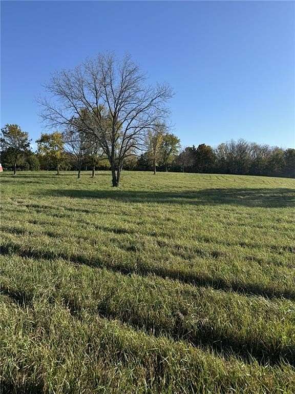 4.32 Acres of Residential Land for Sale in Weatherby, Missouri