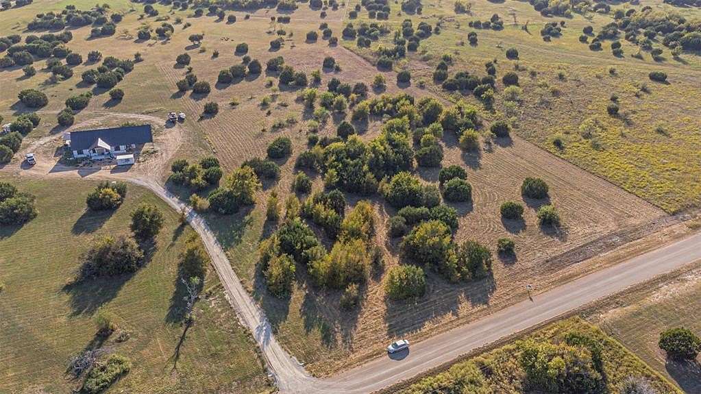 5.01 Acres of Residential Land for Sale in Rio Vista, Texas