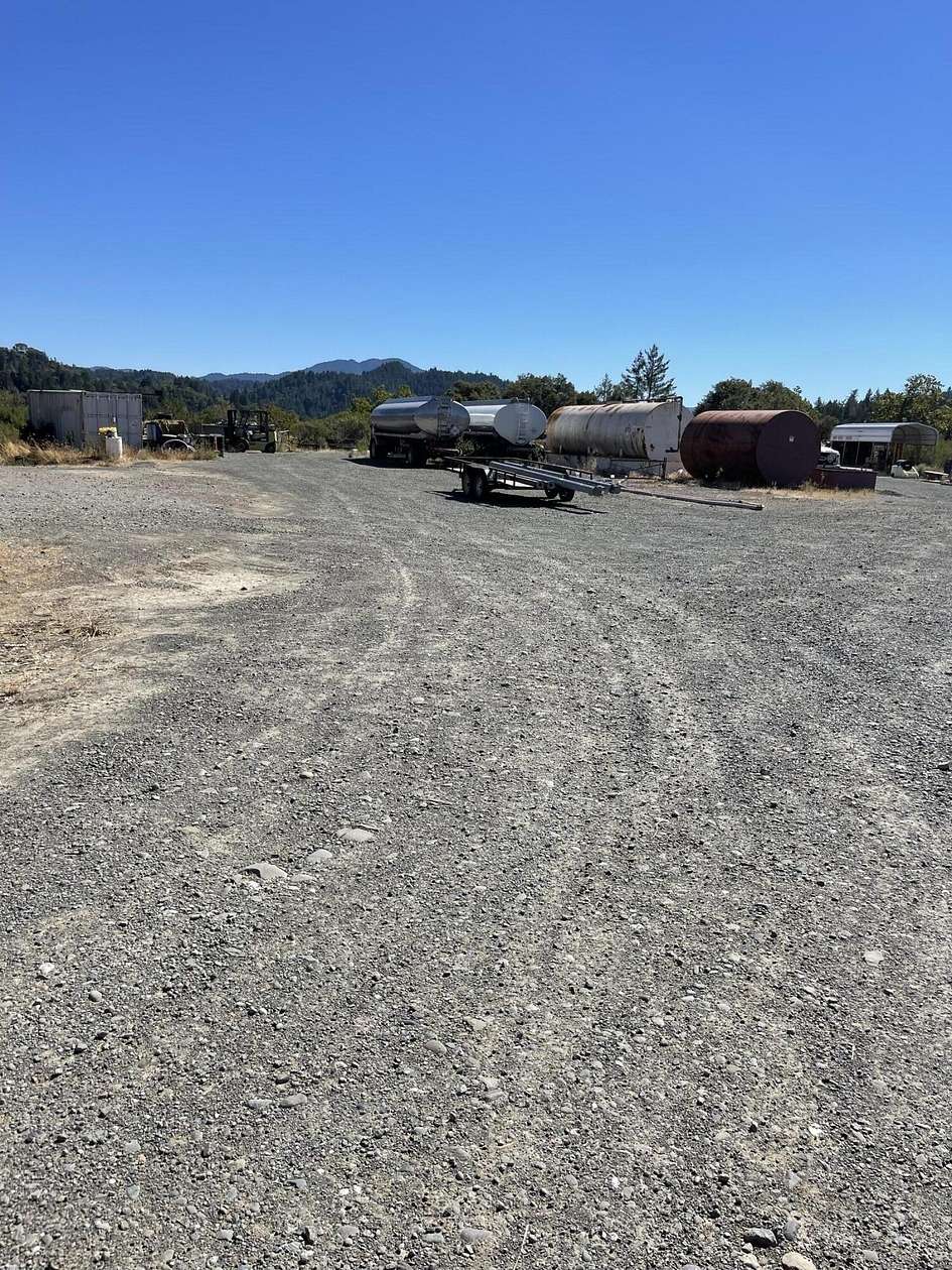 4.85 Acres of Mixed-Use Land for Sale in Redway, California