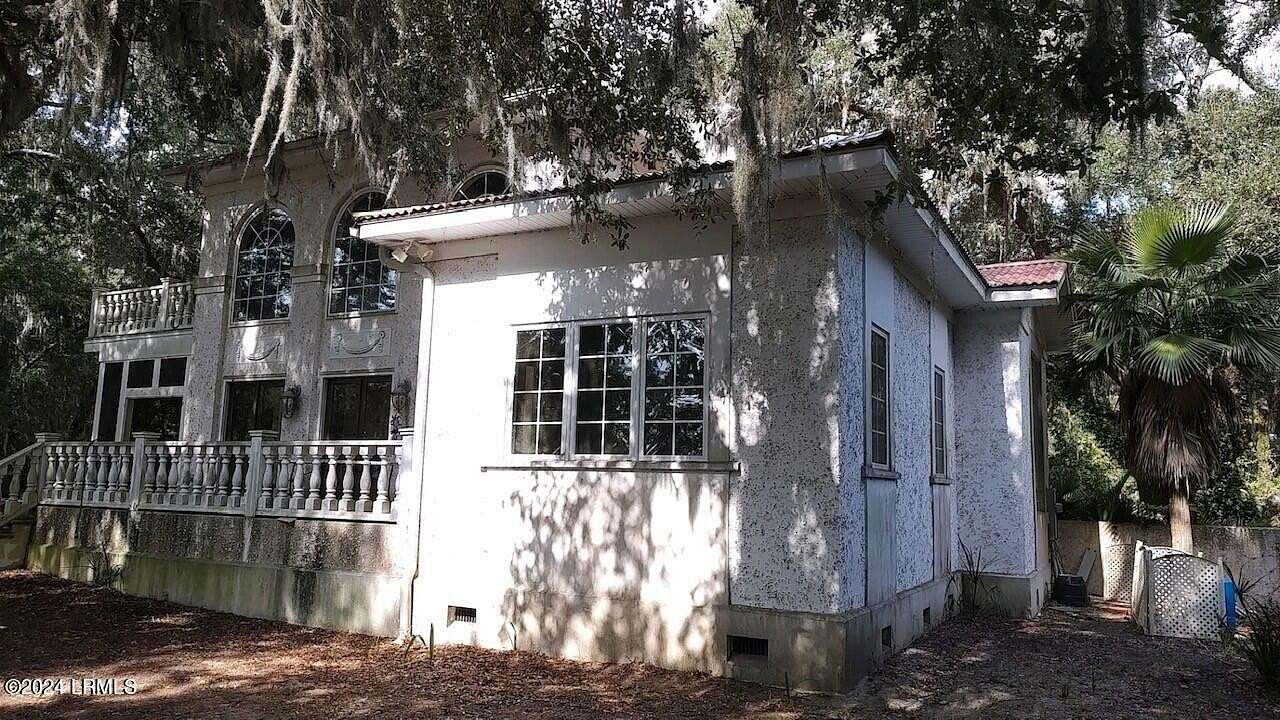 5.32 Acres of Land with Home for Sale in Saint Helena Island, South Carolina