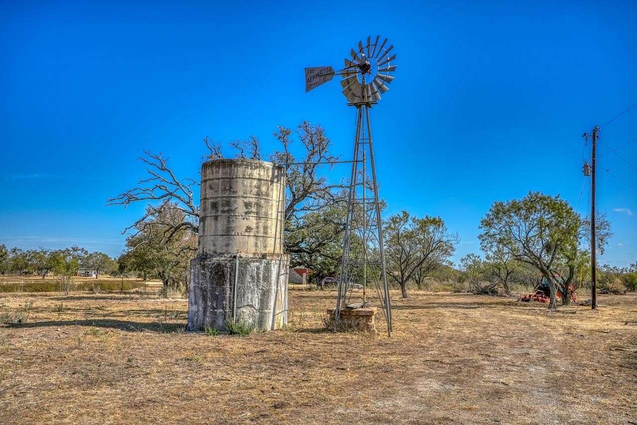 10.7 Acres of Agricultural Land for Sale in Marble Falls, Texas