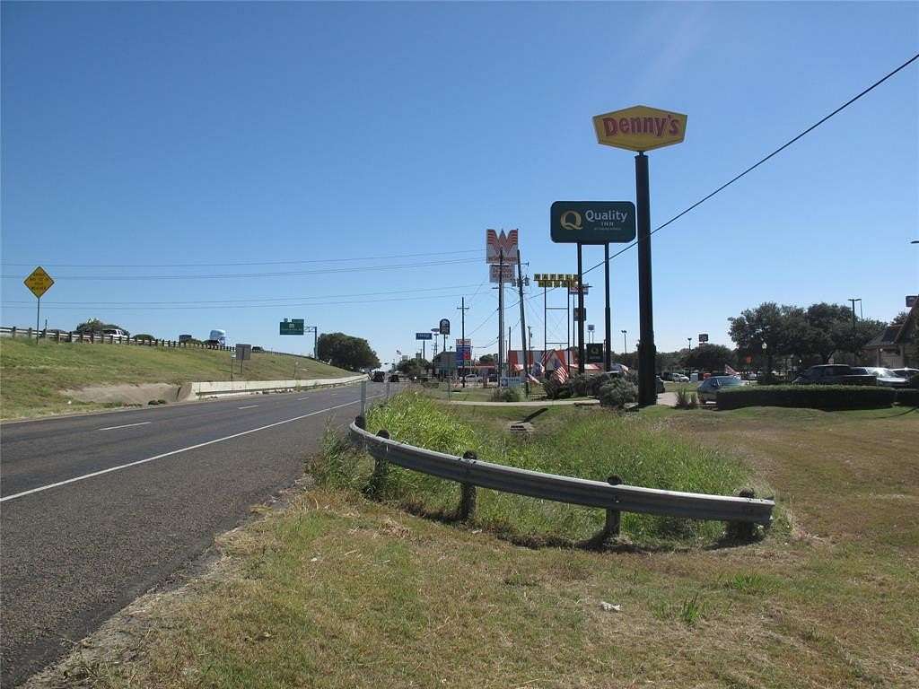 0.592 Acres of Commercial Land for Sale in Ennis, Texas