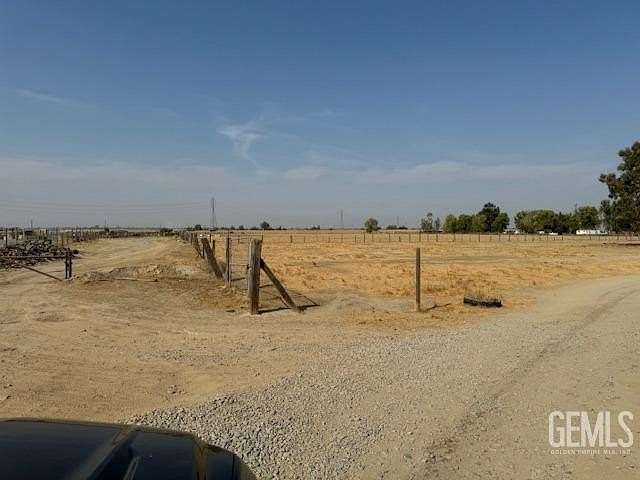 25.95 Acres of Land for Sale in Bakersfield, California