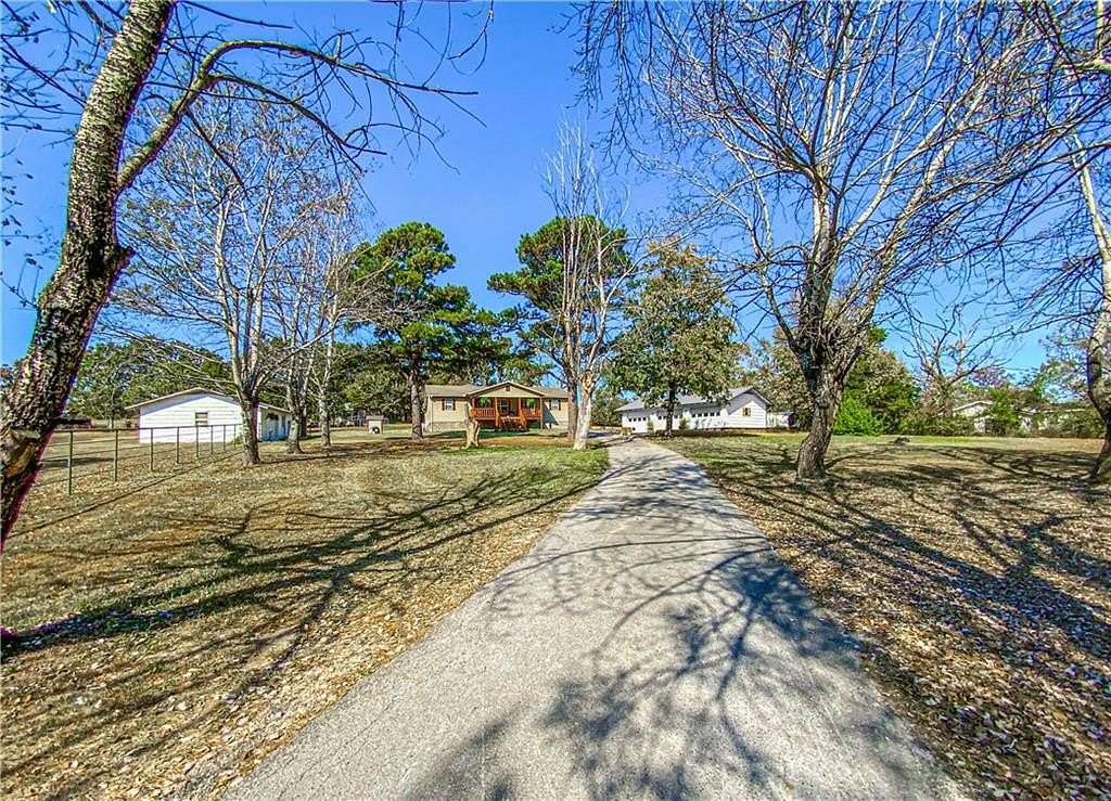 6.67 Acres of Residential Land with Home for Sale in Harrison, Arkansas