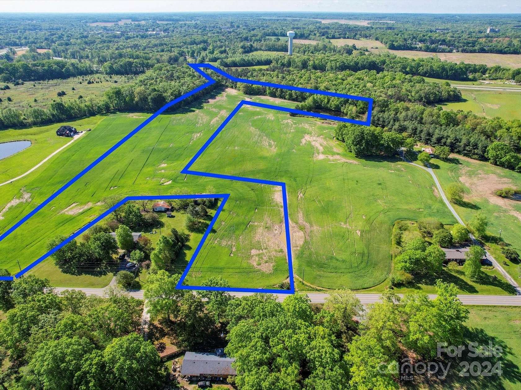 16.5 Acres of Land for Sale in Wingate, North Carolina