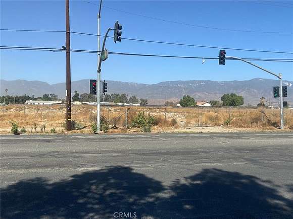 3.99 Acres of Land for Sale in San Bernardino, California