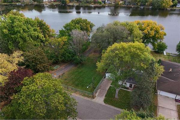 0.27 Acres of Land for Sale in Oakdale, Minnesota