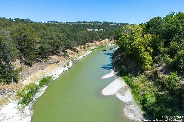 1.32 Acres of Residential Land for Sale in Canyon Lake, Texas