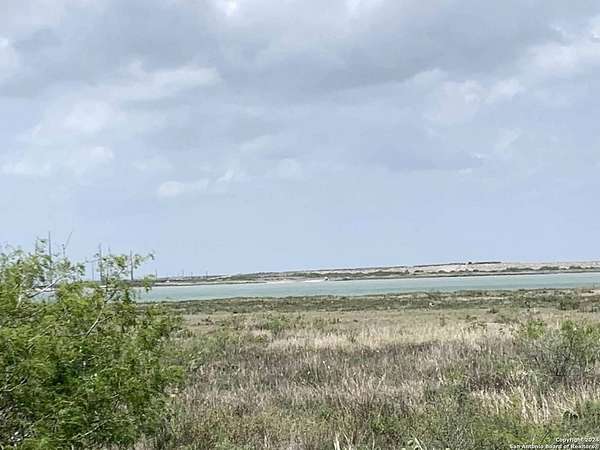 1.2 Acres of Residential Land for Sale in Rockport, Texas