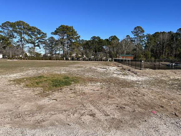 1.02 Acres of Commercial Land for Sale in Newport, North Carolina