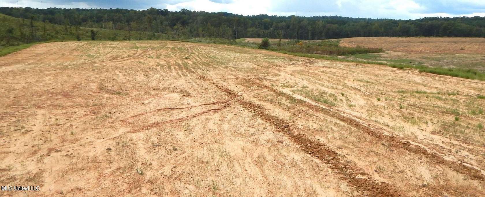 7.34 Acres of Residential Land for Sale in Grenada, Mississippi