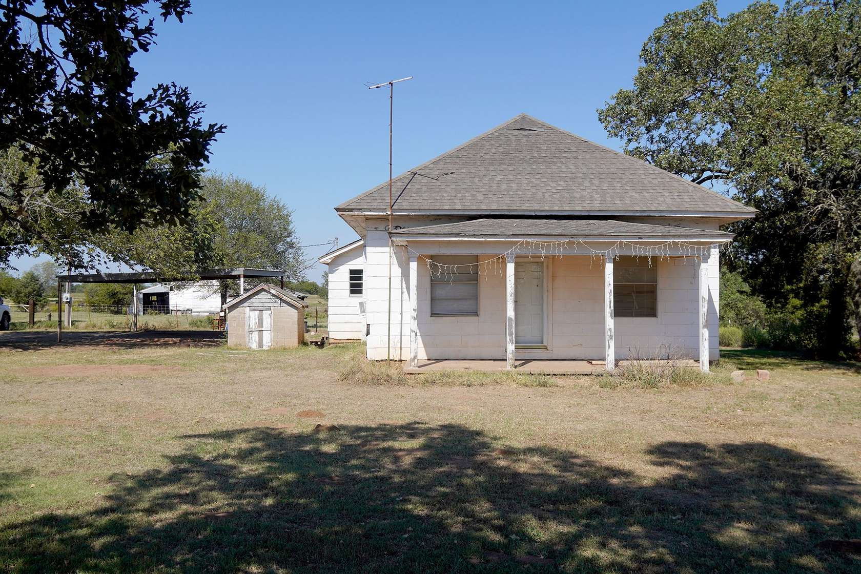 13 Acres of Land with Home for Auction in Meeker, Oklahoma