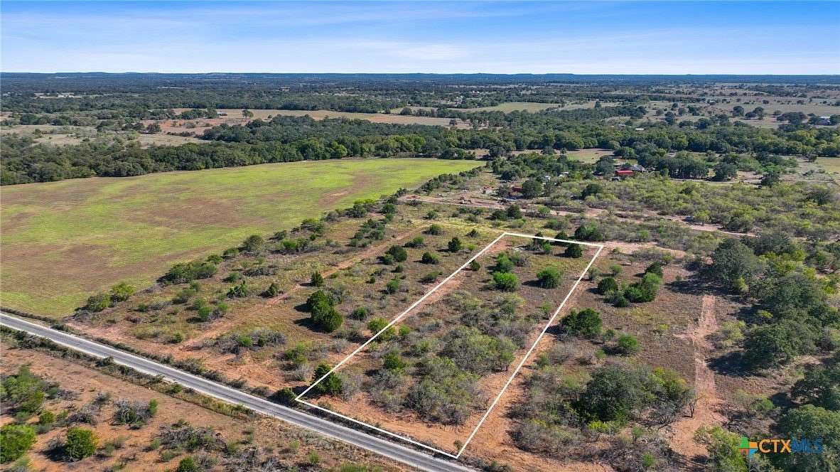 1.953 Acres of Residential Land for Sale in Dale, Texas