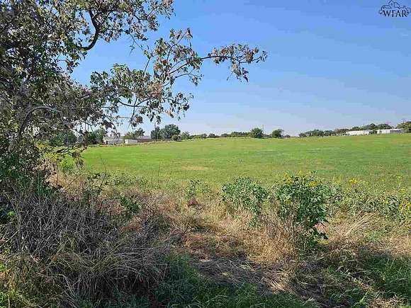 16.41 Acres of Land for Sale in Burkburnett, Texas