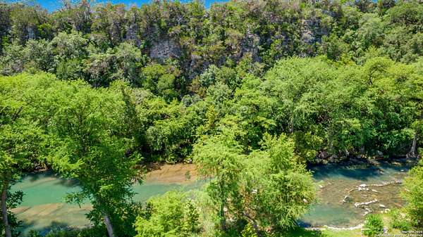 1 Acre of Residential Land for Sale in New Braunfels, Texas