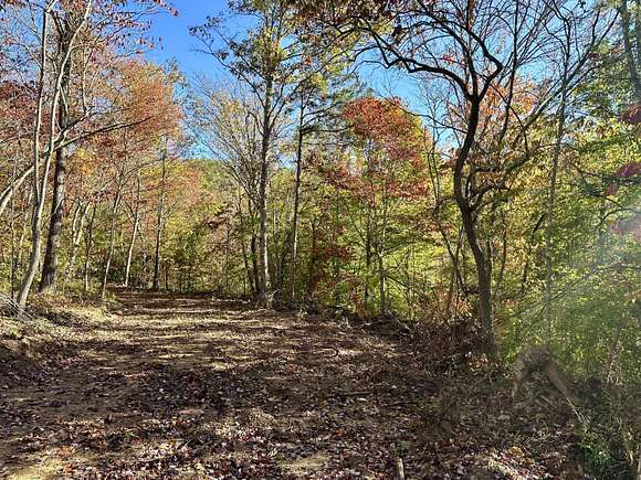 12.27 Acres of Recreational Land & Farm for Sale in Manchester, Kentucky