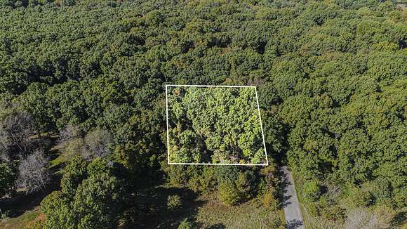 1.05 Acres of Land for Sale in Benton Harbor, Michigan