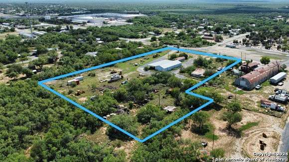 4.08 Acres of Improved Mixed-Use Land for Sale in Crystal City, Texas