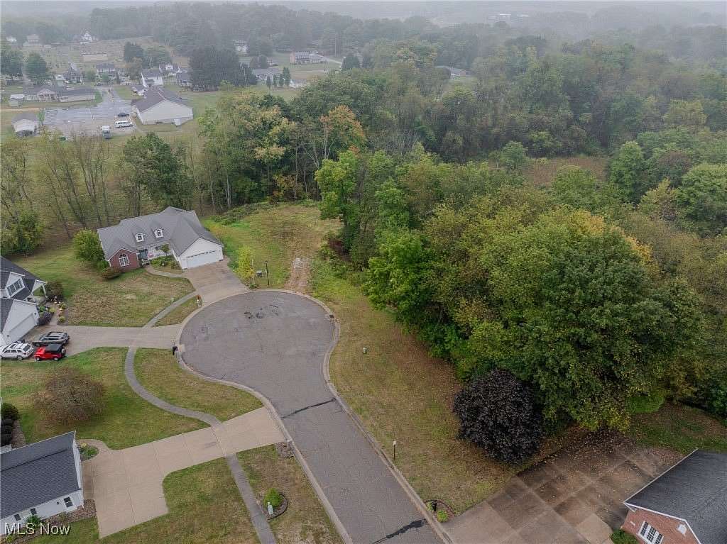 7.5 Acres of Residential Land for Auction in Magnolia, Ohio