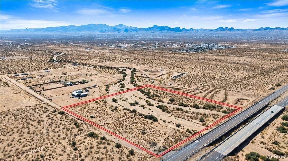 9.69 Acres of Land for Sale in Golden Valley, Arizona