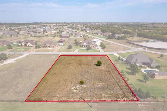 1.12 Acres of Residential Land for Sale in Newark, Texas