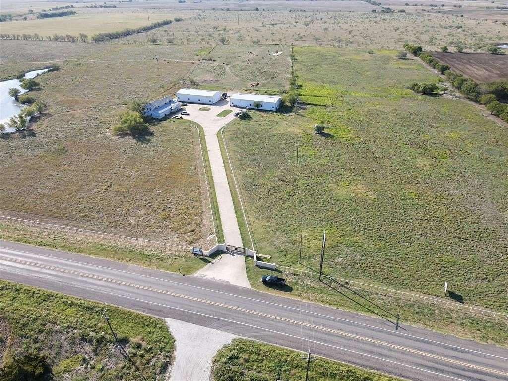 12.184 Acres of Improved Commercial Land for Lease in Whitesboro, Texas