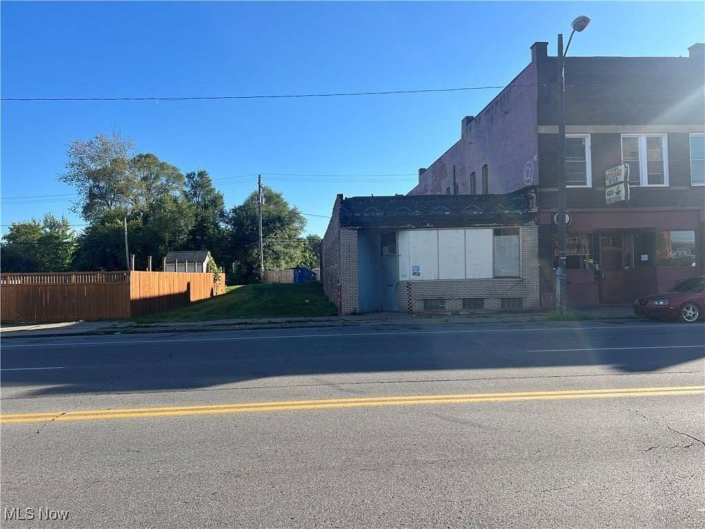 0.14 Acres of Commercial Land for Sale in Lorain, Ohio