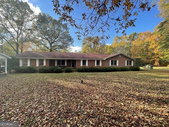 2 Acres of Residential Land with Home for Sale in Macon, Georgia