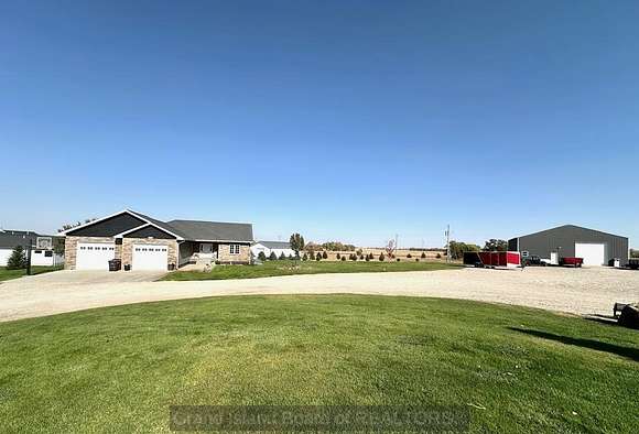 3.01 Acres of Residential Land with Home for Sale in St. Libory, Nebraska