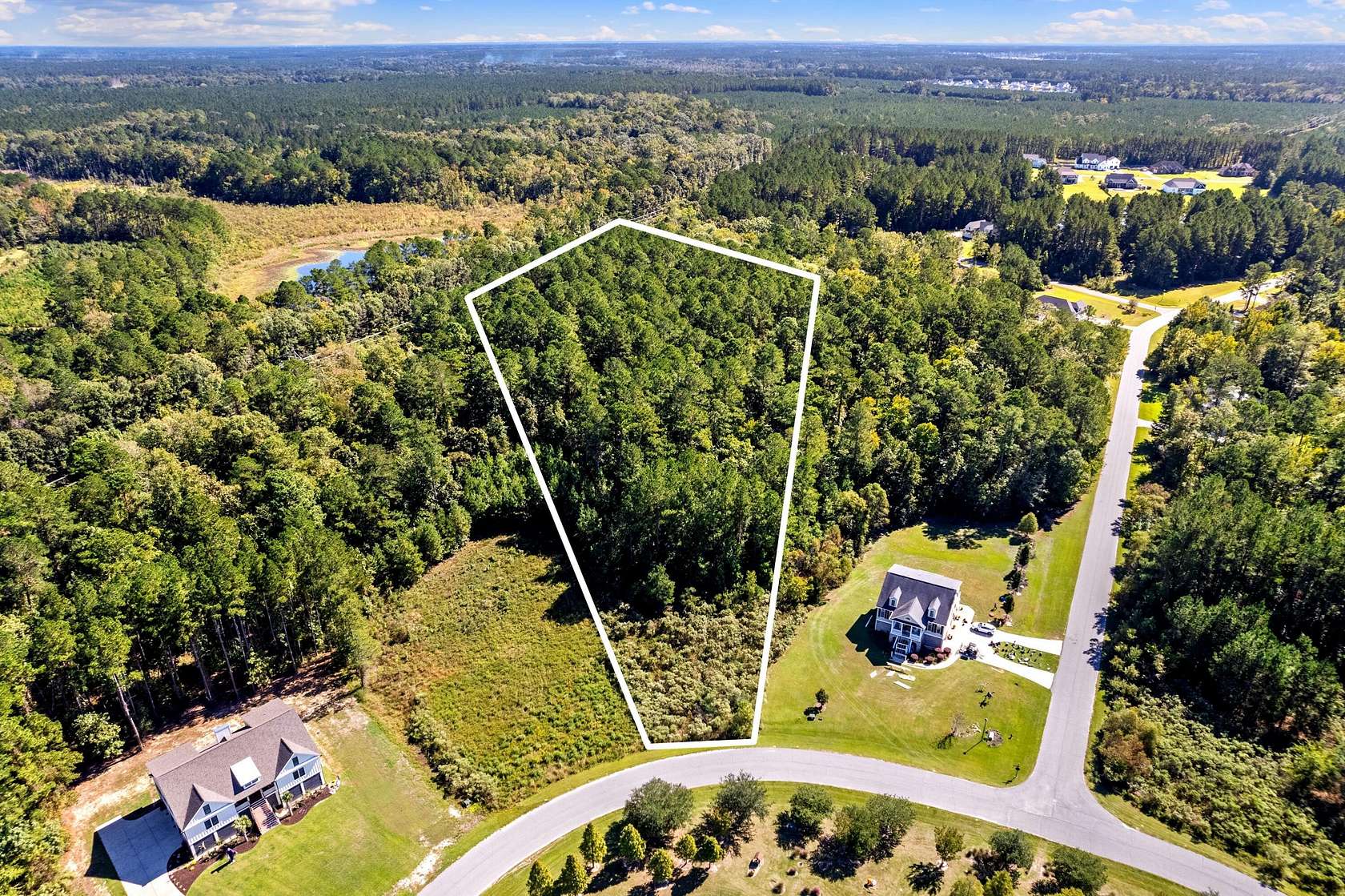 5.4 Acres of Residential Land for Sale in Moncks Corner, South Carolina