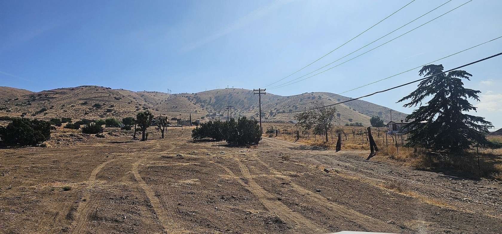 10.001 Acres of Land for Sale in Palmdale, California