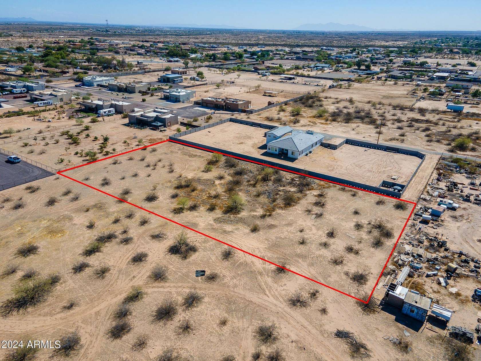 1.25 Acres of Residential Land for Sale in Wittmann, Arizona