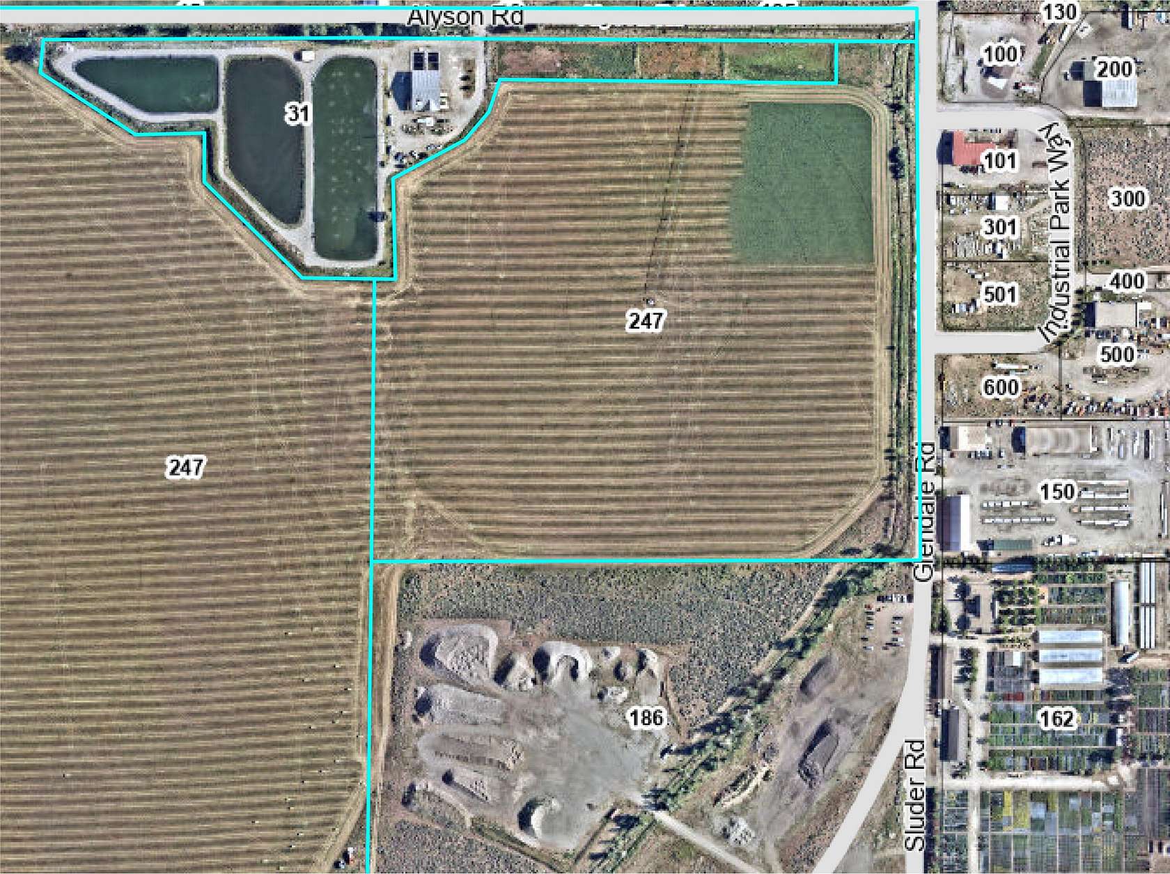 32.75 Acres of Commercial Land for Sale in Bellevue, Idaho